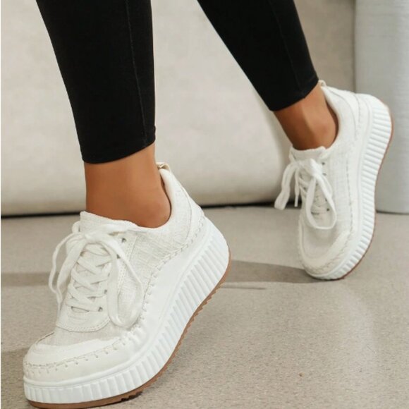 New Autumn/Winter Fashionable Comfortable Platform Thick Sole Outdoor Sneakers - Picture 2 of 6